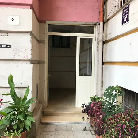 Apartment Blloku *